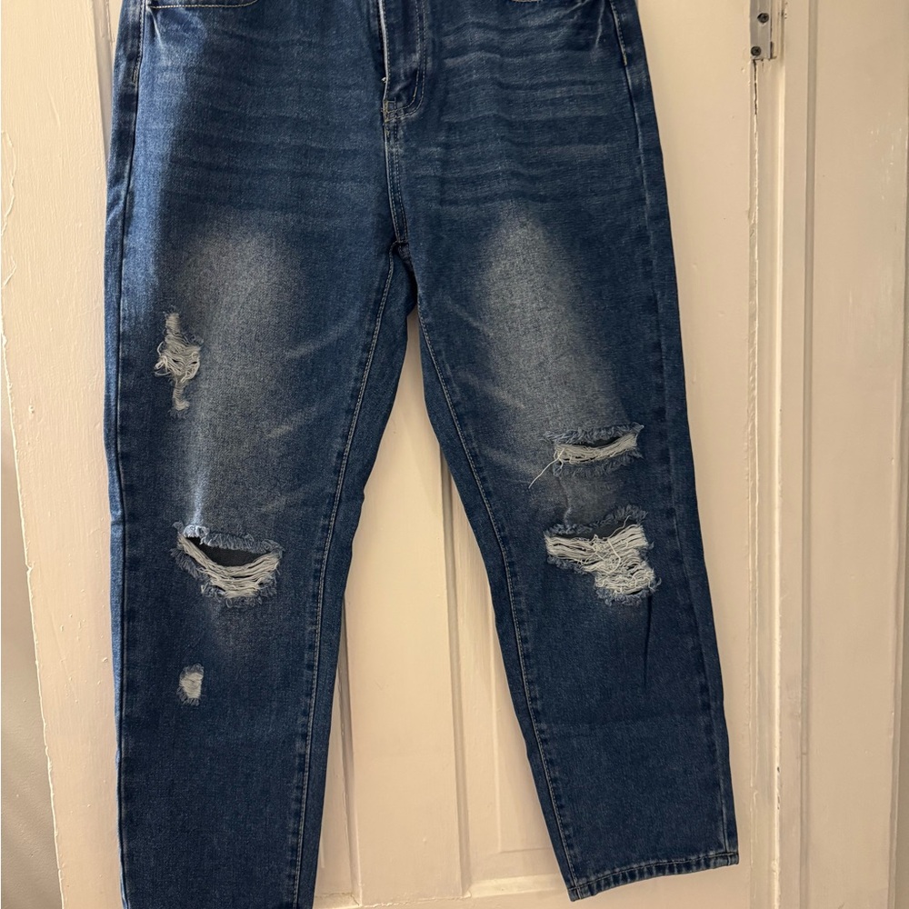 SHEIN Women's Blue Distressed Straight Leg Jeans